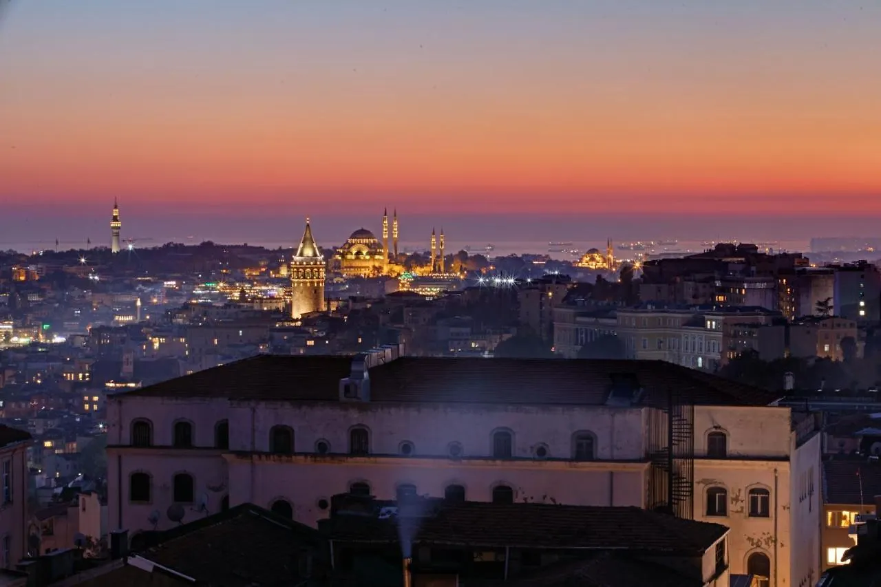 The Trinity Hotel Taksim - Special Category 이스탄불 4*,
